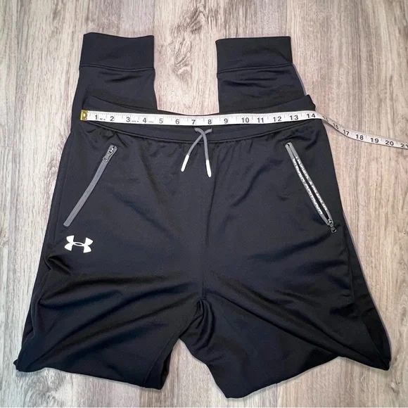 Under Armour Black Athletic Pants Size YXL - Picture 5 of 8